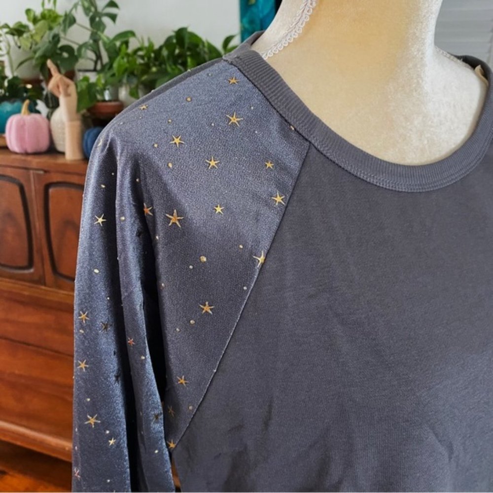 Umgee | Ash Gray Long Sleeve Raglan Sweatshirt Dress Winter Gold Star New Medium - Picture 9 of 14